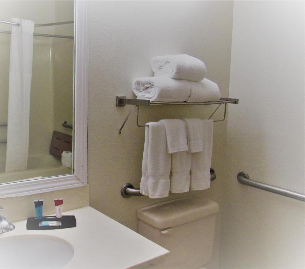 Stay Inn & Suites Montgomery Bagian luar foto